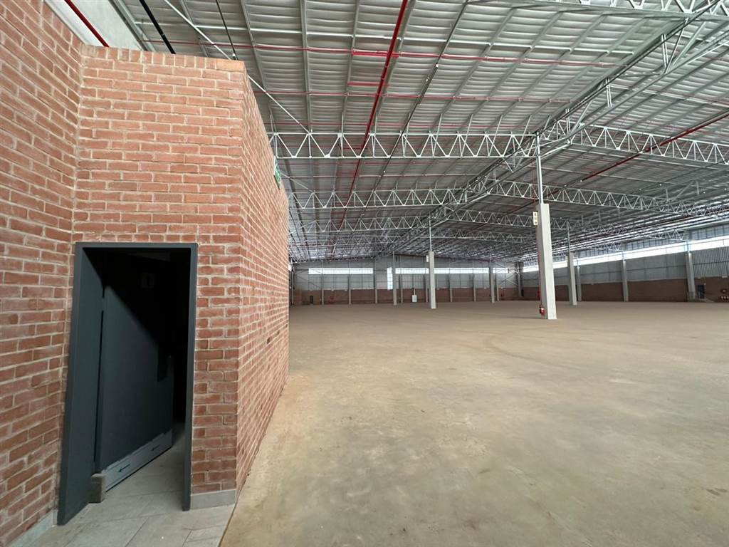 5923  m² Industrial space in Clayville photo number 19