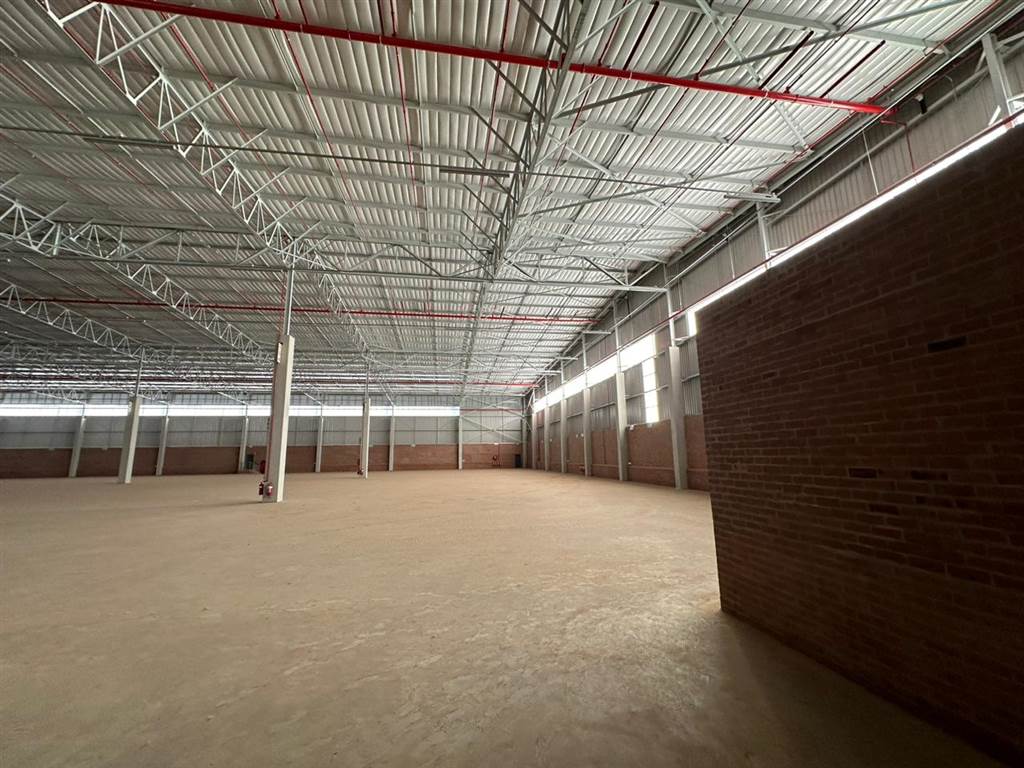5923  m² Industrial space in Clayville photo number 17