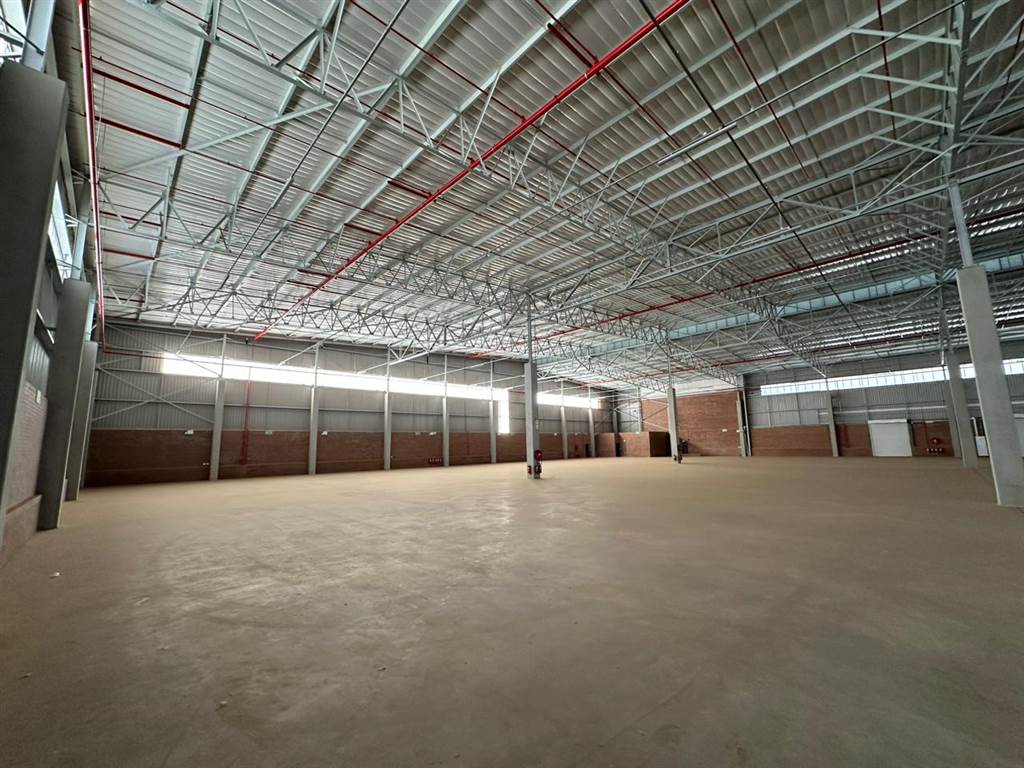 5923  m² Industrial space in Clayville photo number 30