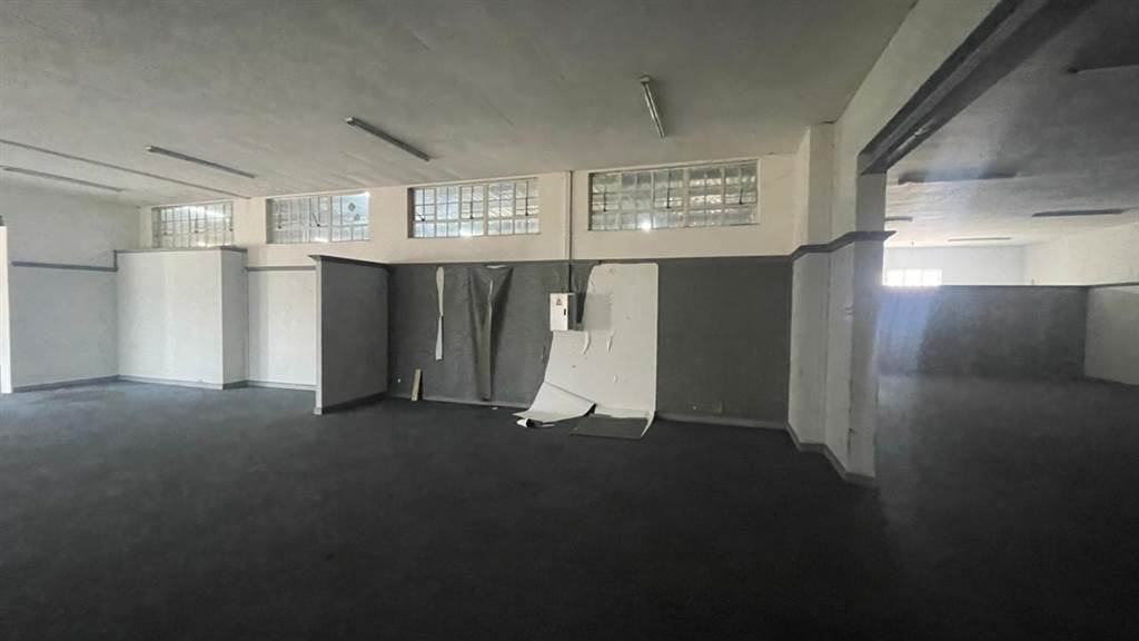 297  m² Commercial space in Pretoria West photo number 8