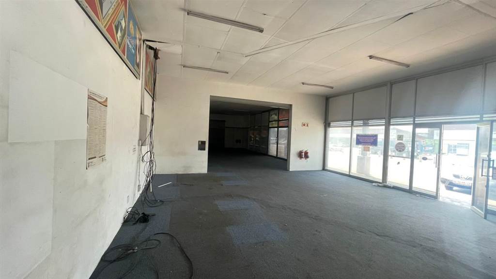 297  m² Commercial space in Pretoria West photo number 13