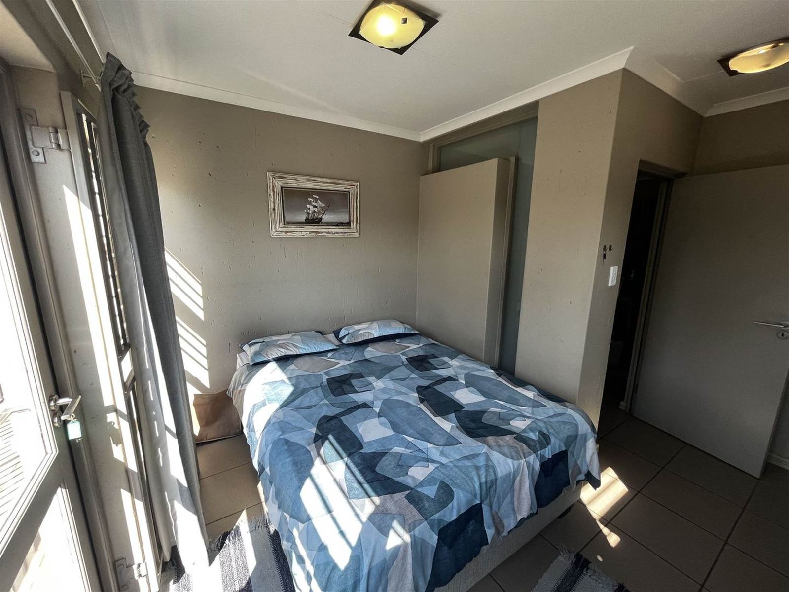 2 Bed Apartment in Van Der Hoff Park photo number 15