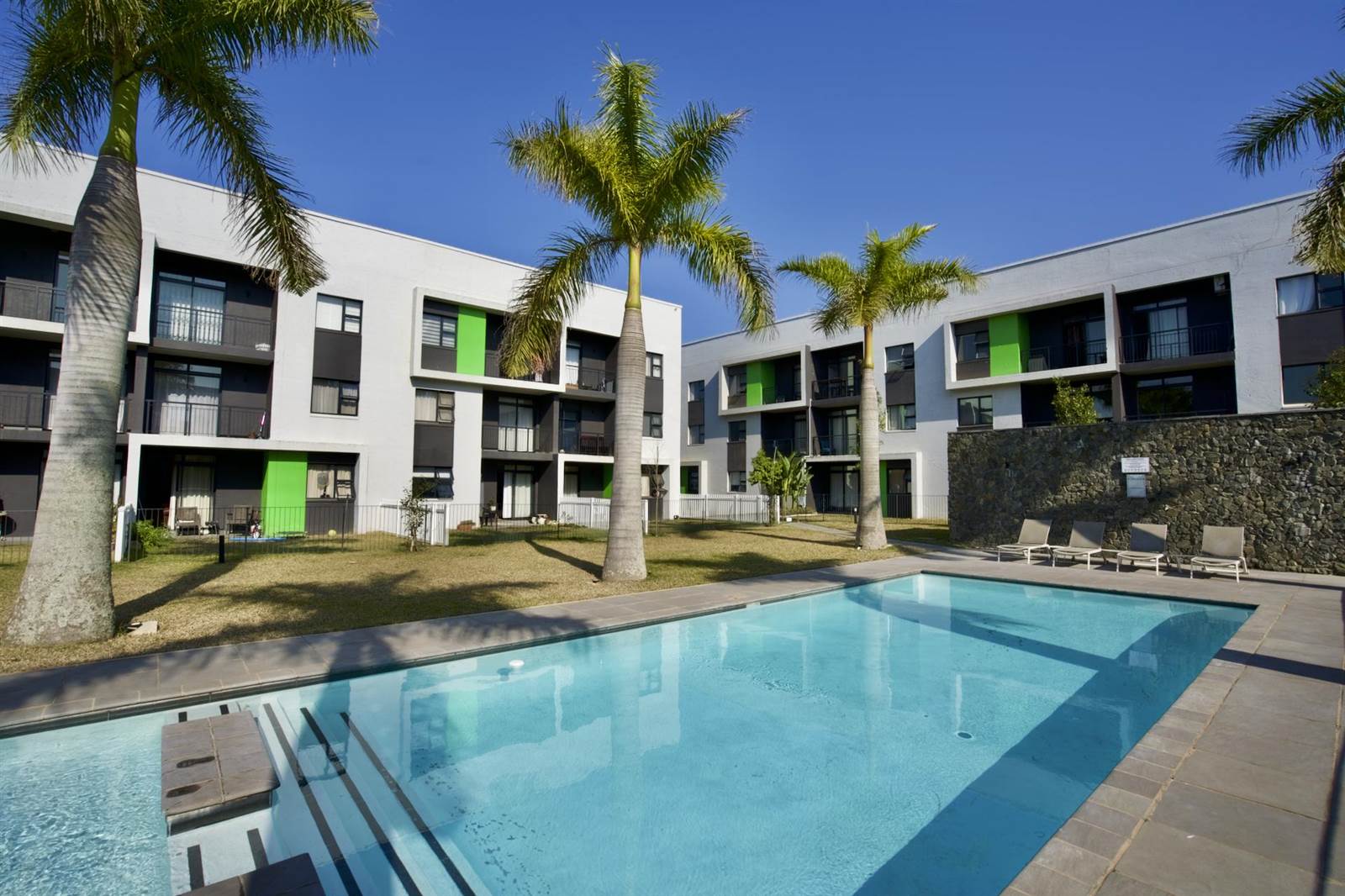1 Bed Apartment in Ballito photo number 9