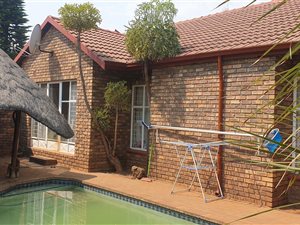 3 Bed Townhouse in Birchleigh North