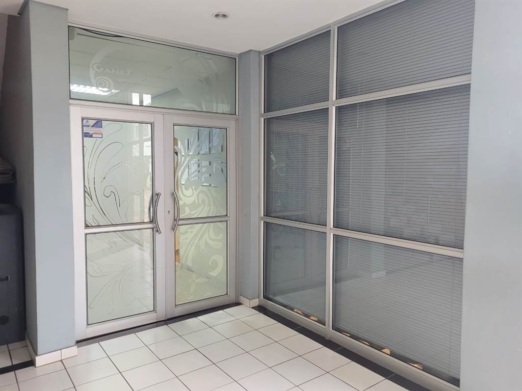 170  m² Commercial space in Highveld photo number 5
