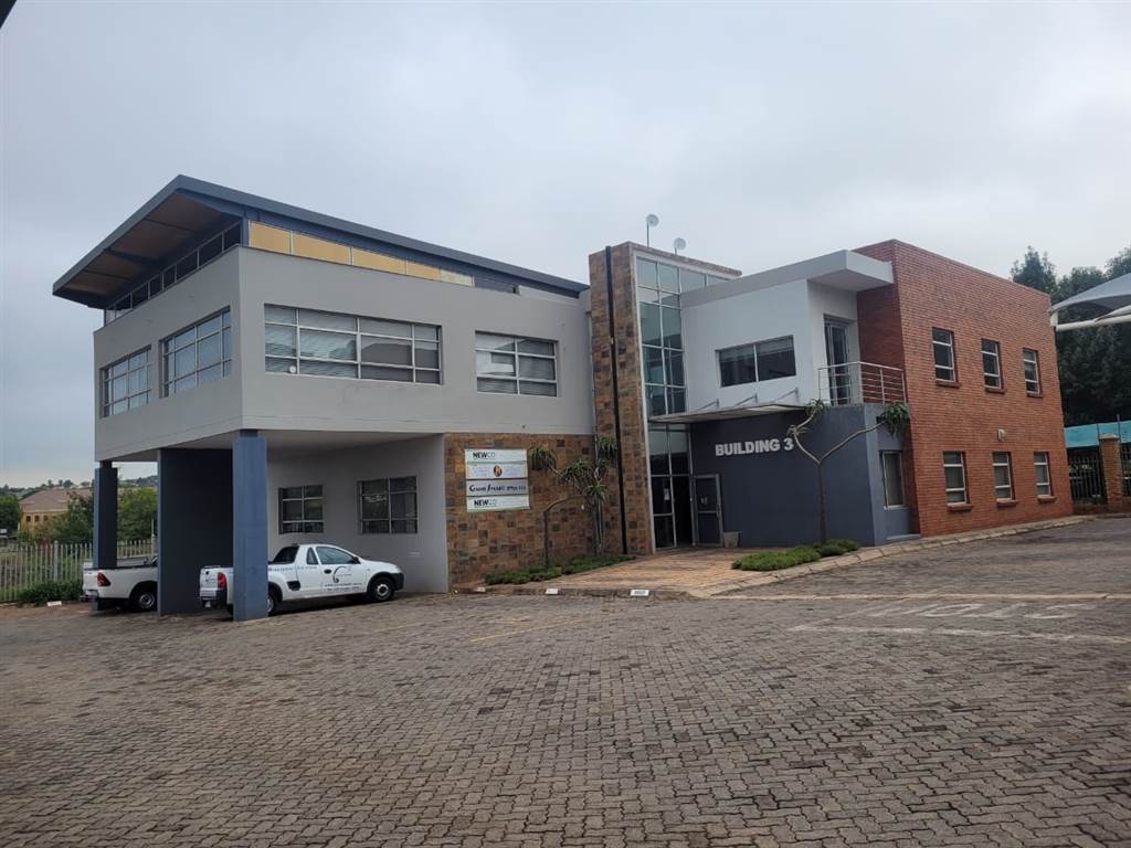 170  m² Commercial space in Highveld photo number 22