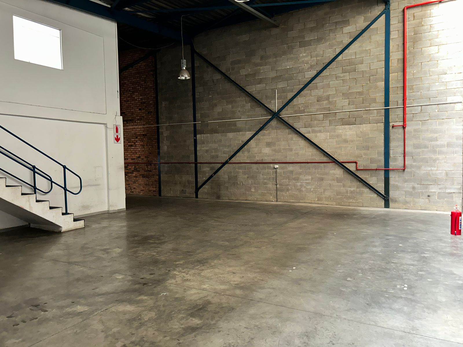 224.26  m² Industrial space in Eastgate photo number 8