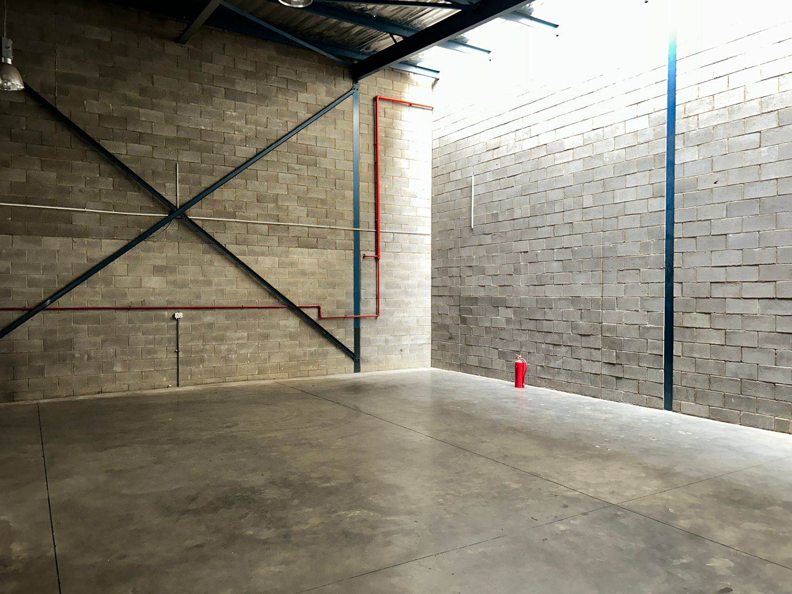 224.26  m² Industrial space in Eastgate photo number 4