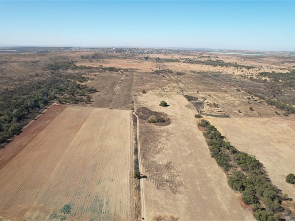 200 ha Farm