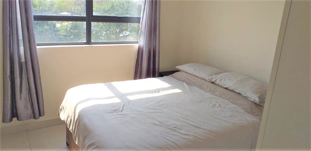 2 Bed Apartment in Umhlanga Ridge photo number 7