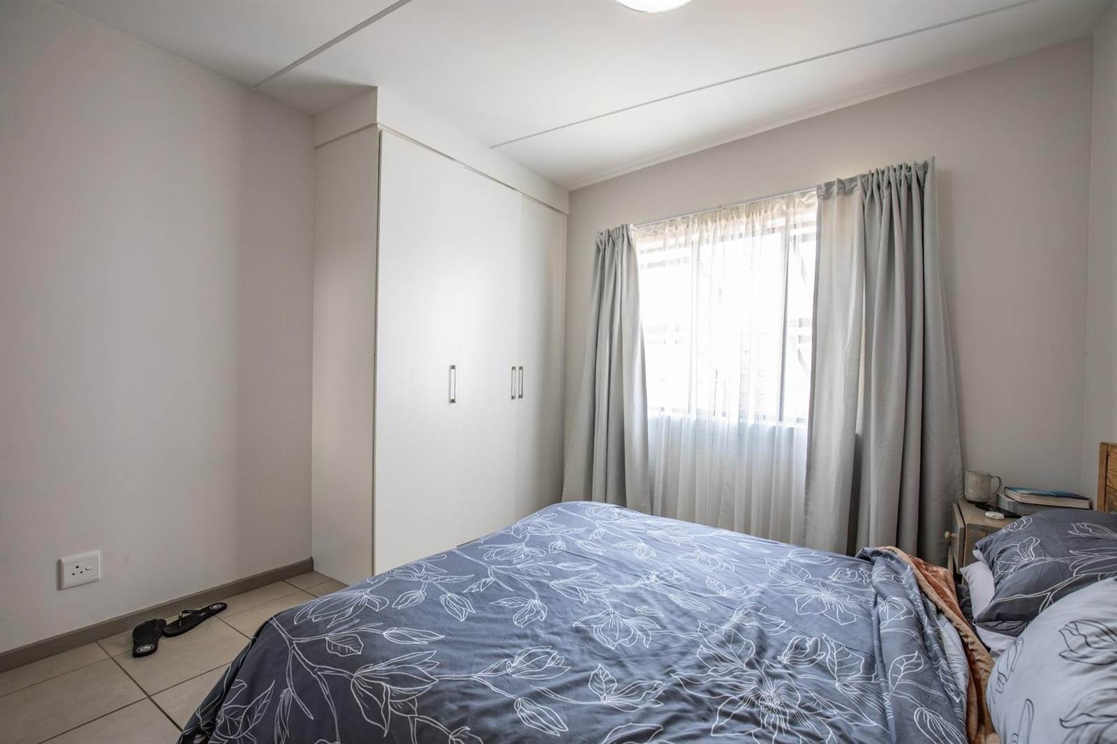 2 Bed Apartment in Elarduspark photo number 16