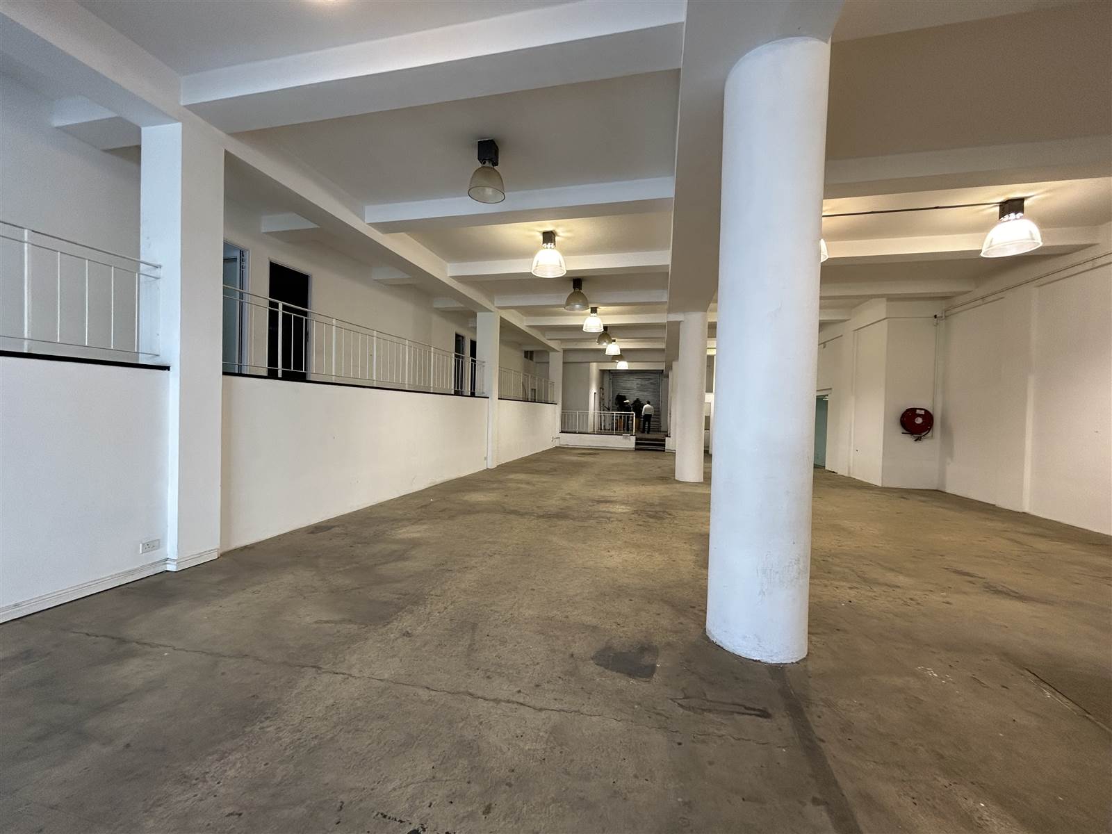716  m² Commercial space in Woodstock photo number 4