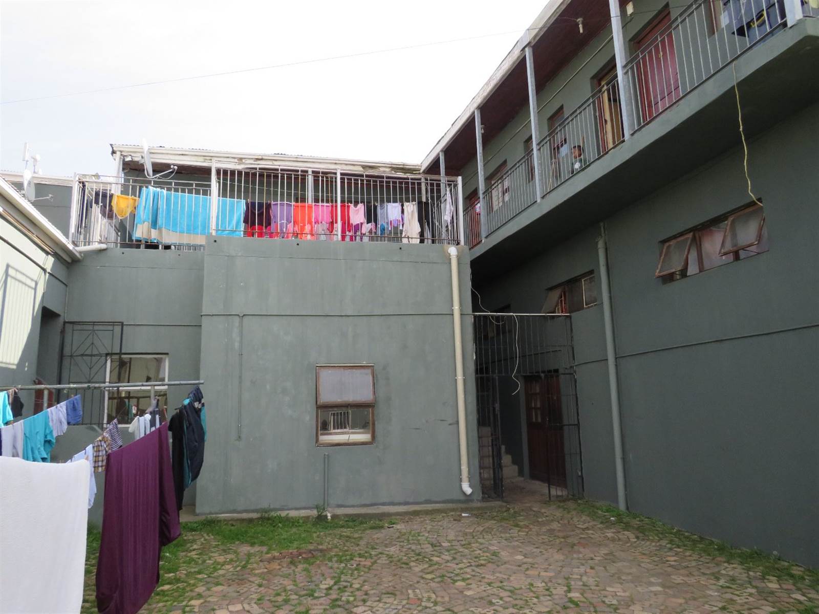 877  m² Commercial space in Grahamstown Central photo number 4