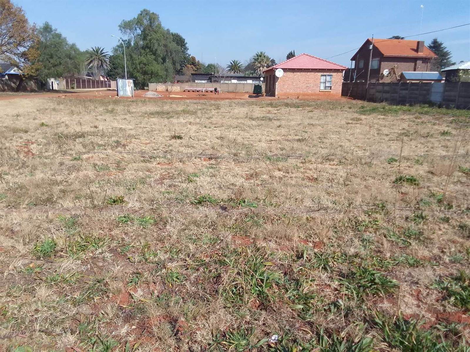 1055 m² Land available in Kookrus photo number 3
