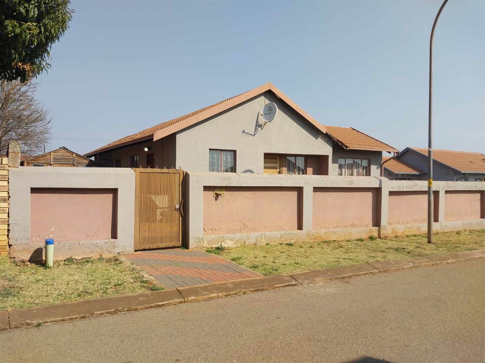 3 Bed House in Germiston Central photo number 28