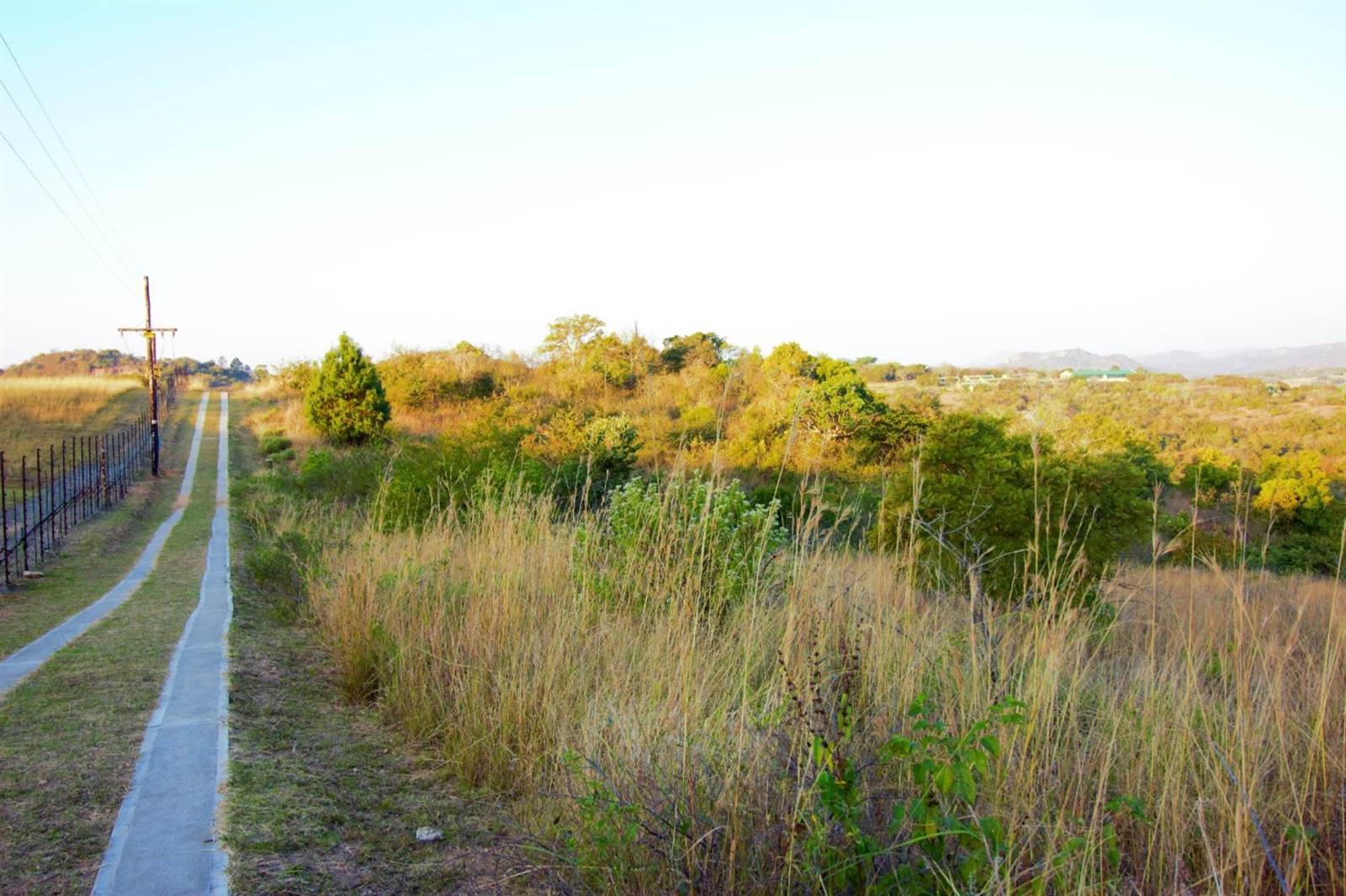 1.1 ha Land available in Sonheuwel photo number 3