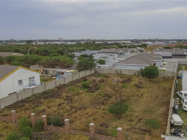 866 m² Land available in Fairview