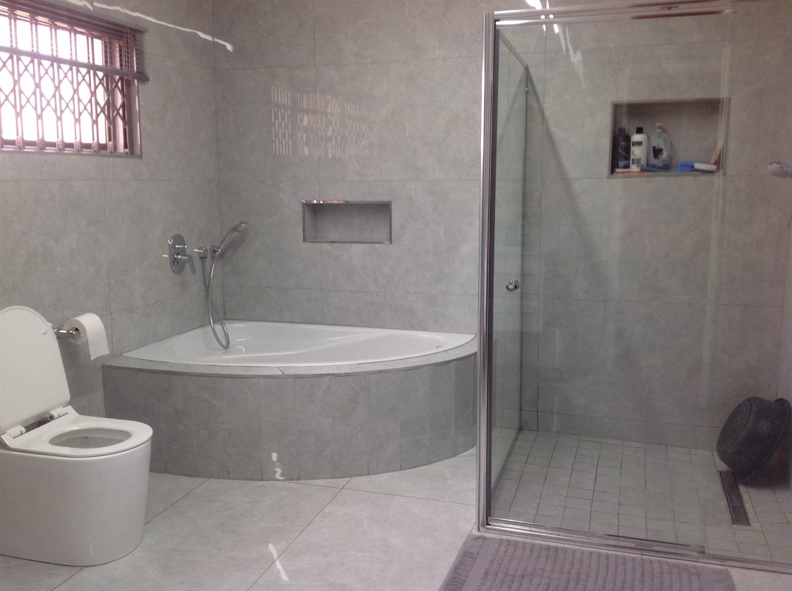 5 Bed House in Pietermaritzburg Central photo number 7