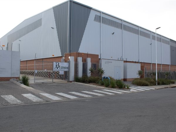 2 619  m² Commercial space