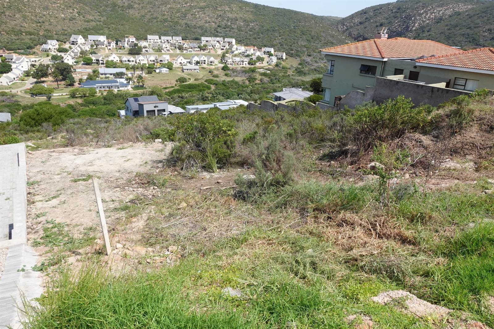 824 m² Land available in Island View photo number 4