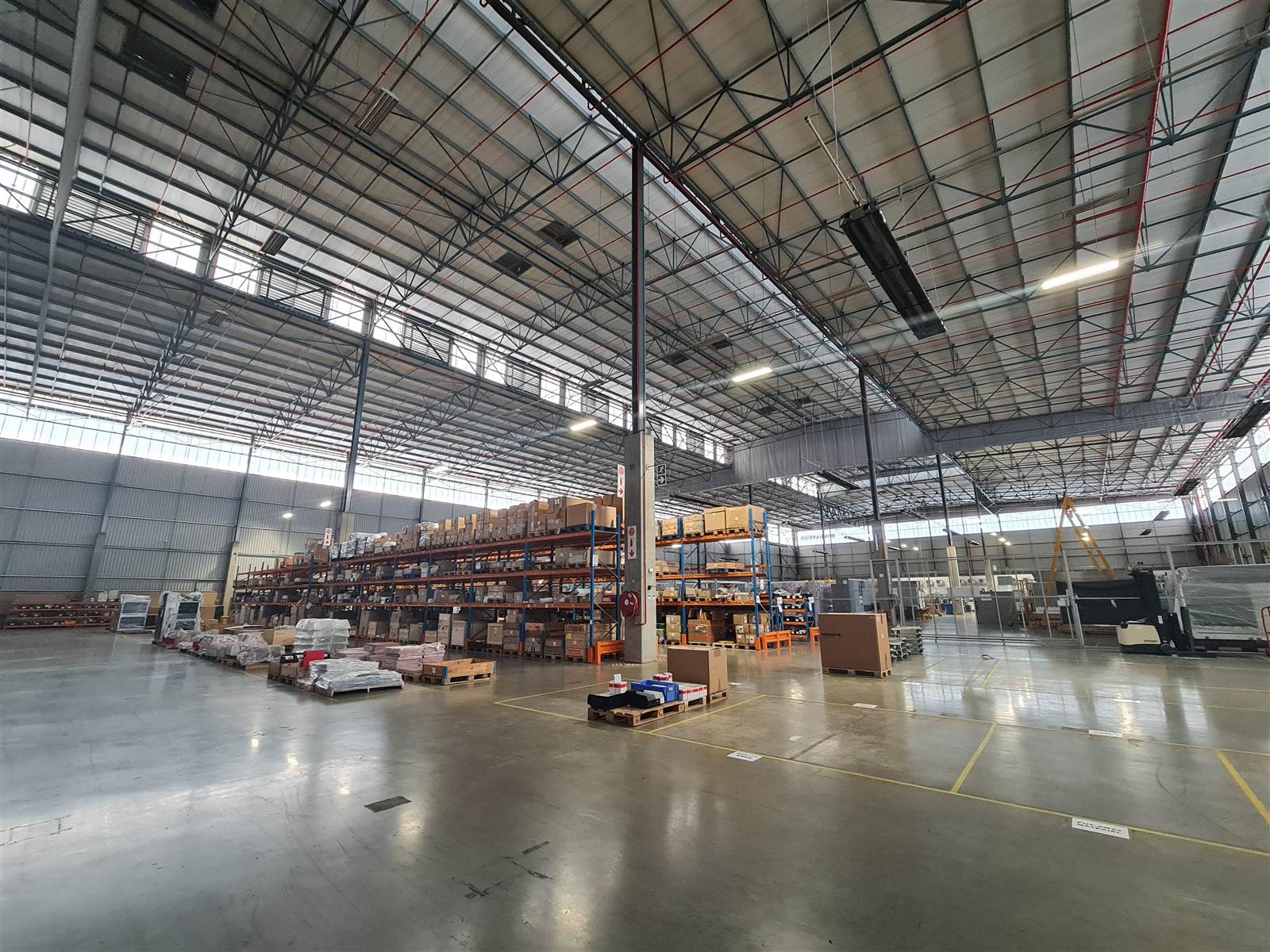 14580  m² Industrial space in Isando photo number 3