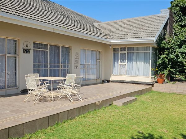 7 Bed House in Kempton Park Central