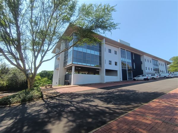 715 m² Commercial space 715 m² Commercial space