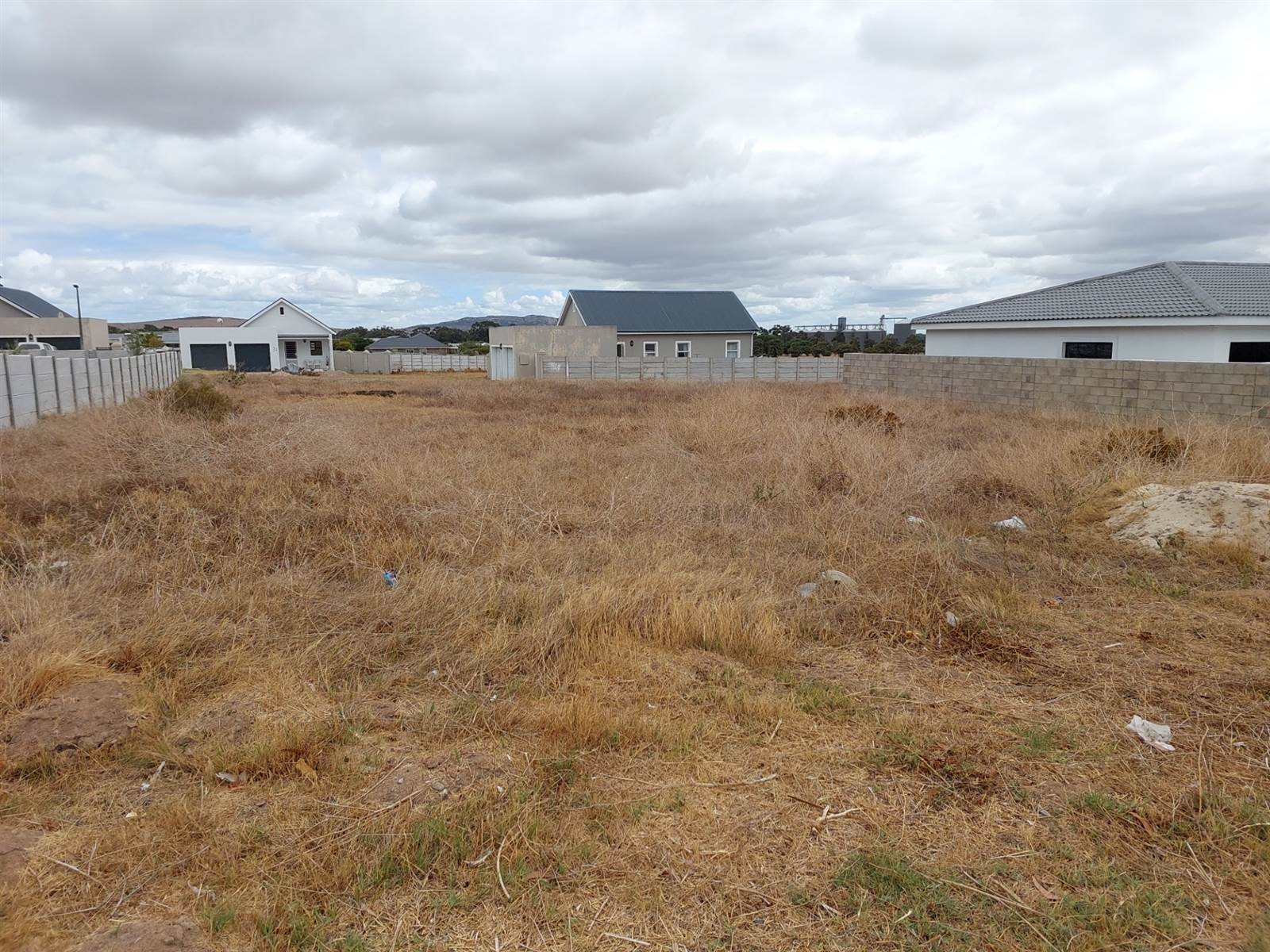 835 m² Land available in Darling photo number 2