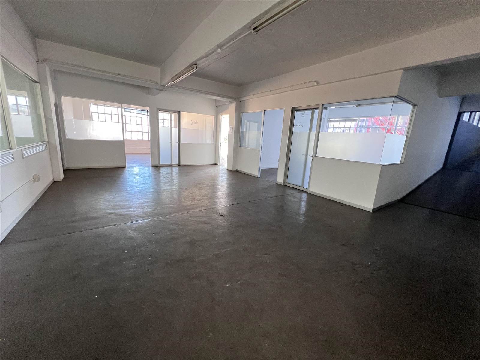 361  m² Commercial space in Woodstock photo number 7