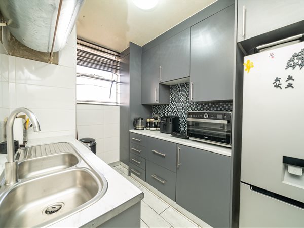 3 Bedroom Apartment 3 Bedroom Apartment