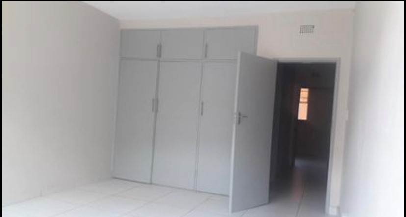 70  m² Retail Space in Edenvale photo number 7