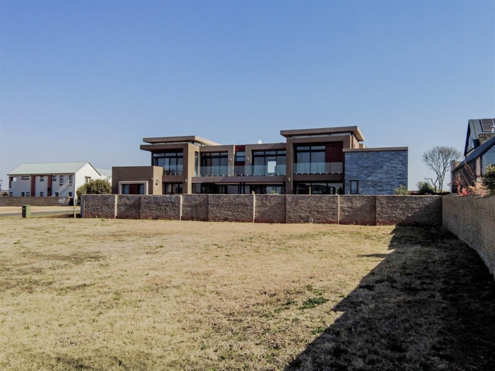 1009 m² Land available in Serengeti photo number 1