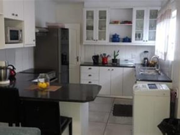 3 Bed House in Belmont Park
