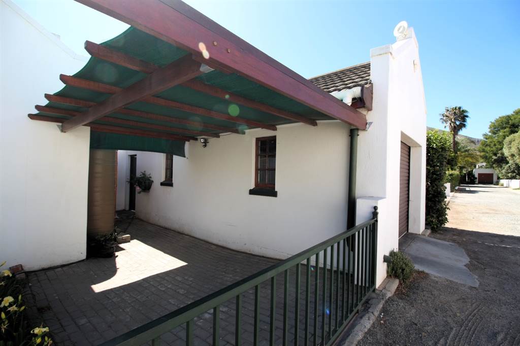 3 Bed House in Montagu photo number 18