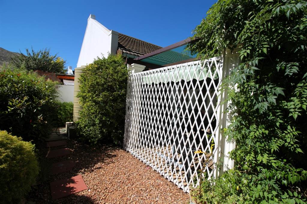 3 Bed House in Montagu photo number 17