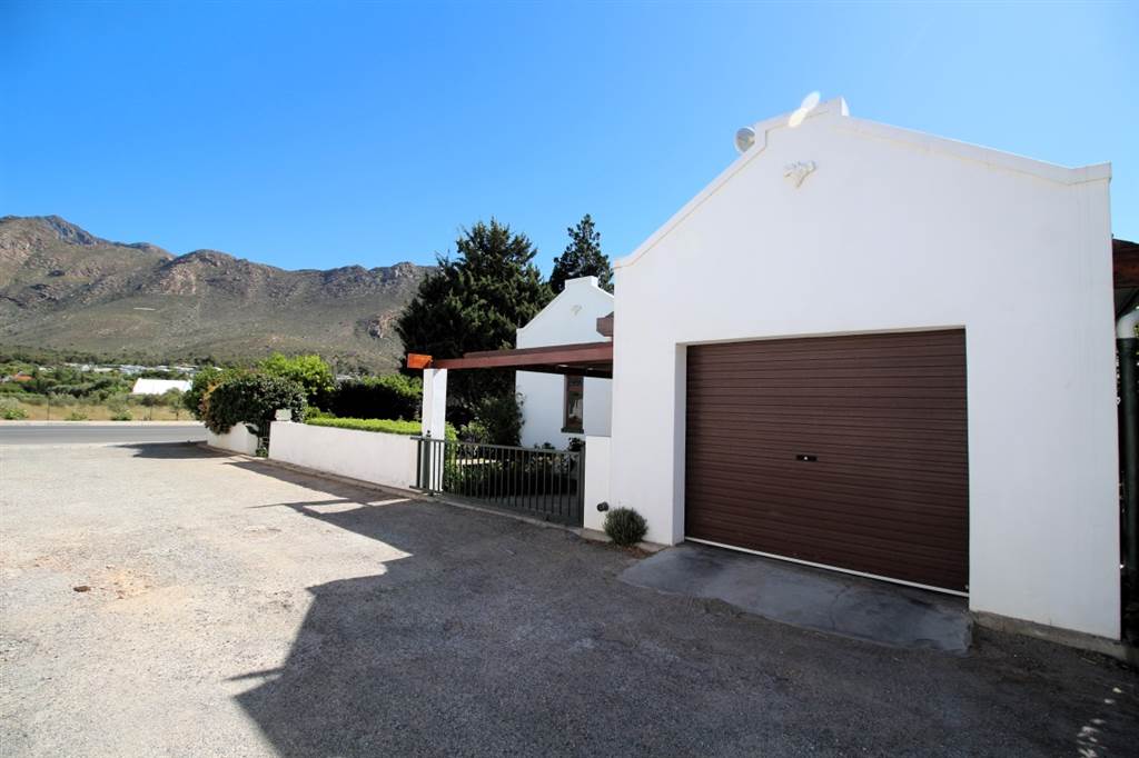 3 Bed House in Montagu photo number 19