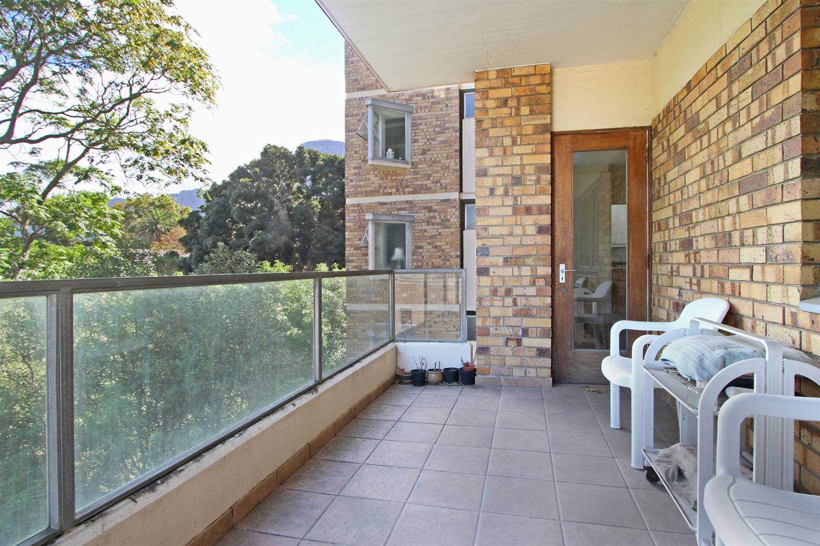 3 Bed Apartment in Newlands photo number 6