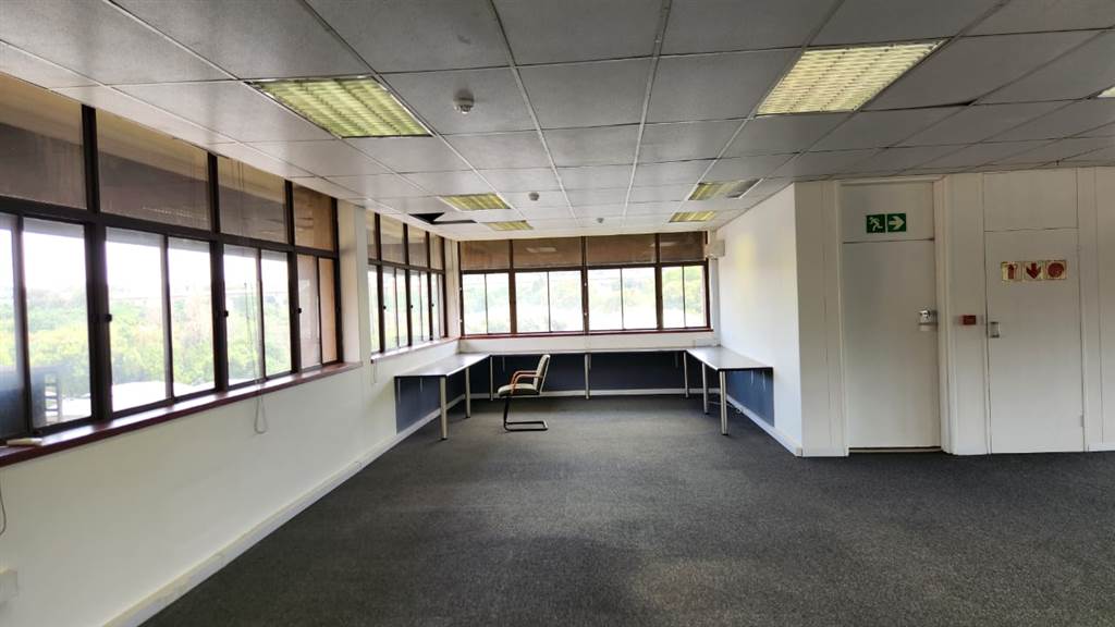 540  m² Commercial space in Centurion CBD photo number 3