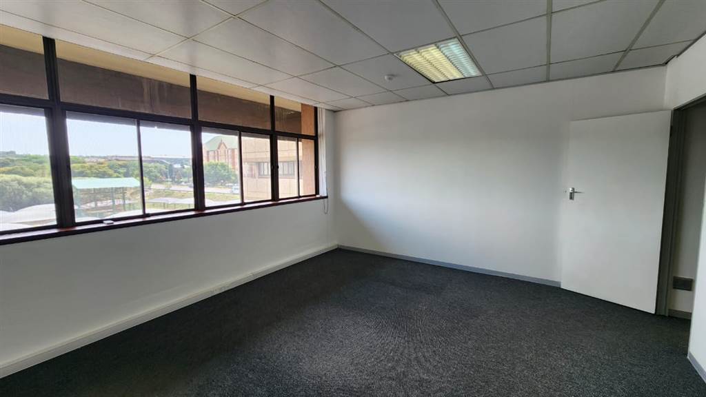540  m² Commercial space in Centurion CBD photo number 10