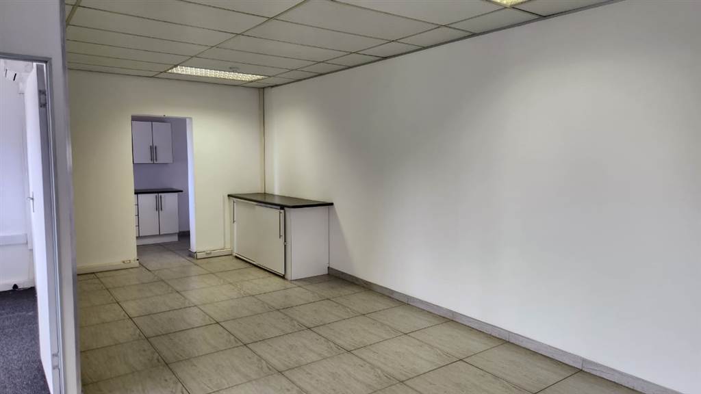 540  m² Commercial space in Centurion CBD photo number 19