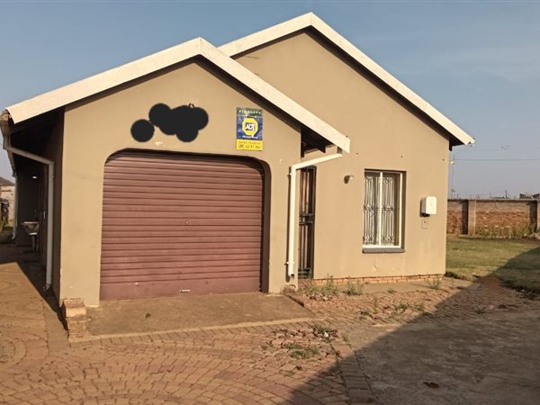 3 Bedroom House 3 Bedroom House
