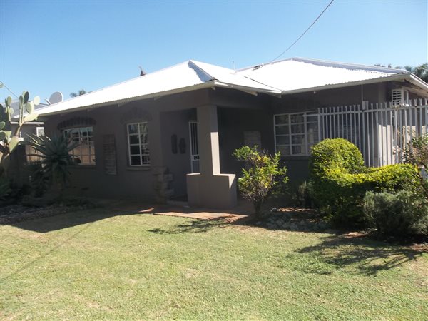 4 Bed House in Rietfontein