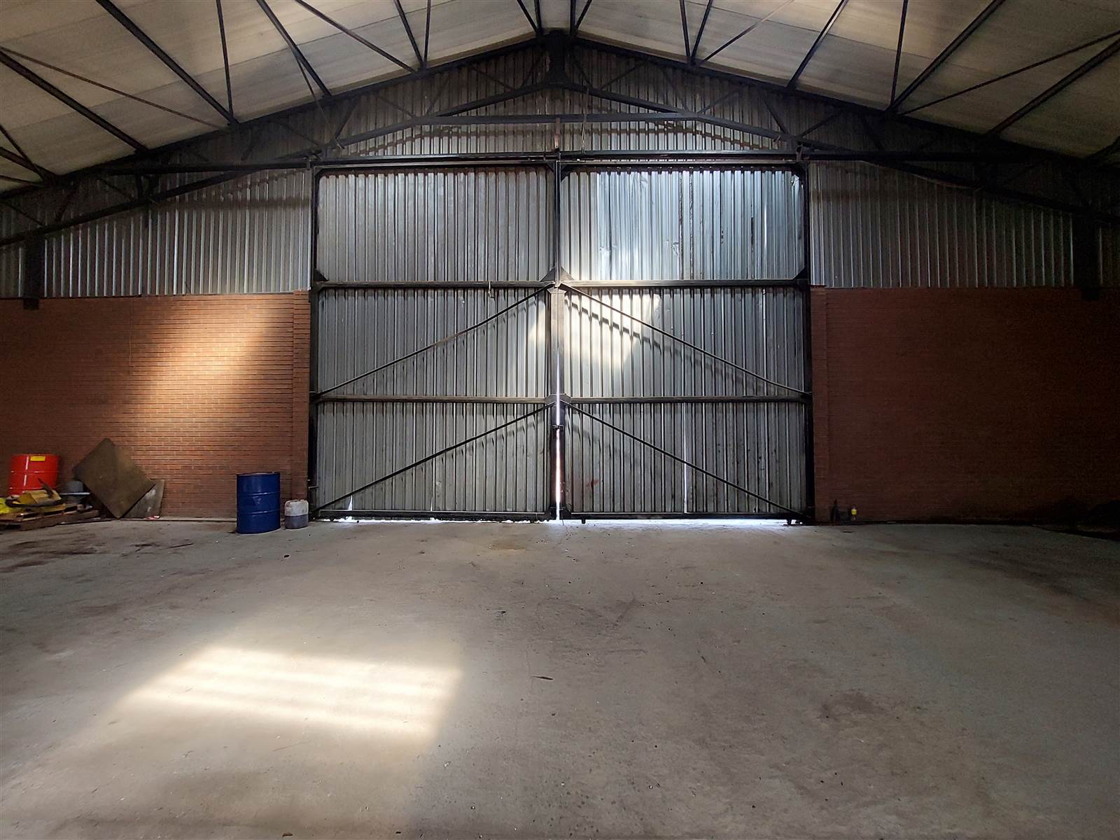 2400  m² Industrial space in Morehill photo number 14