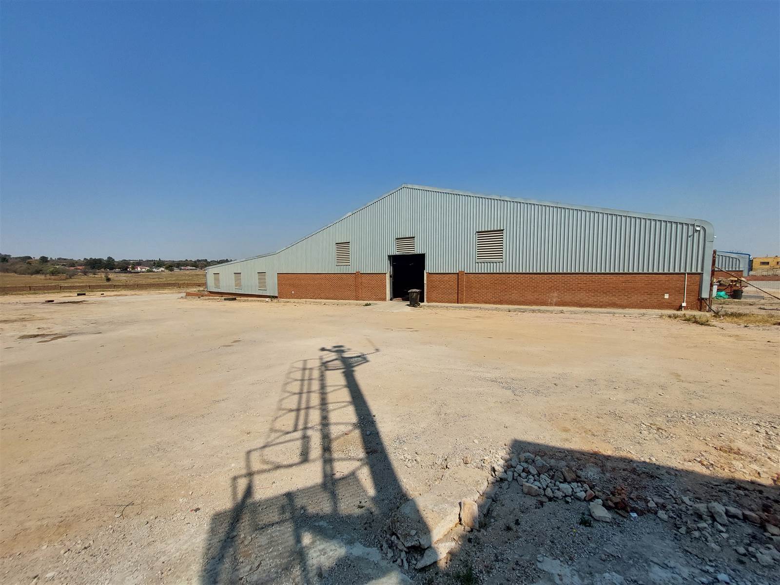 2400  m² Industrial space in Morehill photo number 16