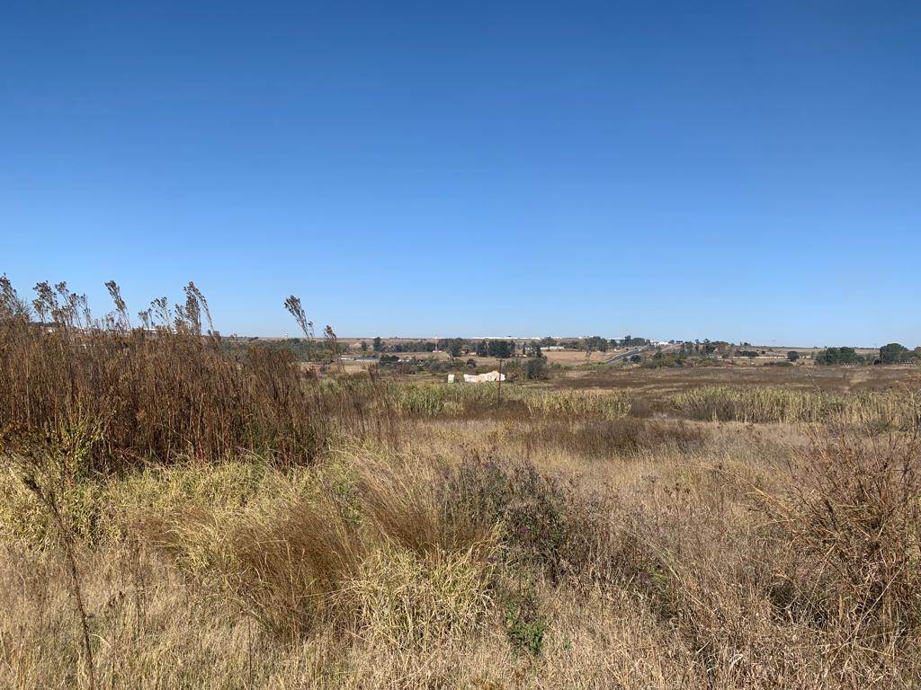 7 ha Land available in Lanseria and surrounds photo number 5