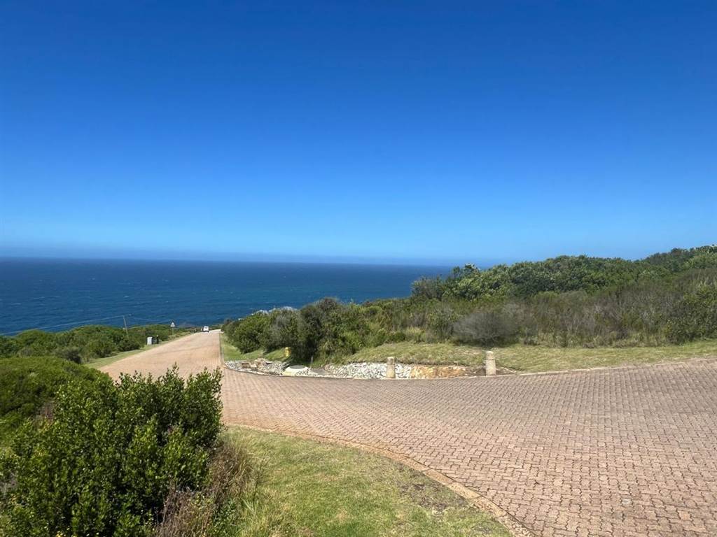3126 m² Land available in Herolds Bay photo number 15