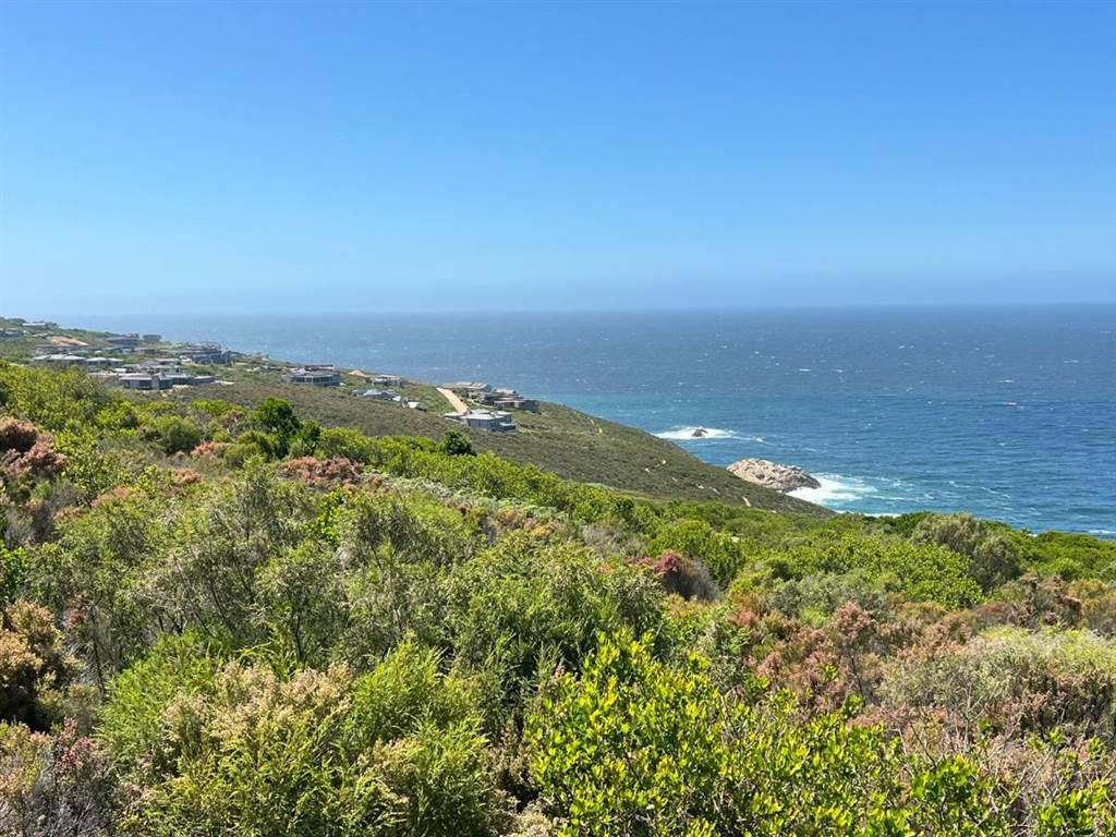 3126 m² Land available in Herolds Bay photo number 3
