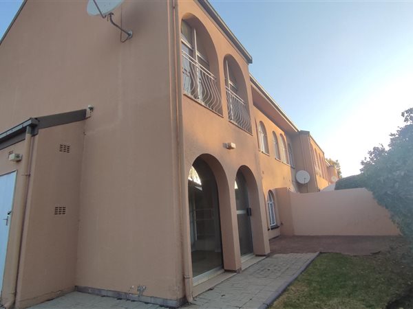 3 Bed Townhouse