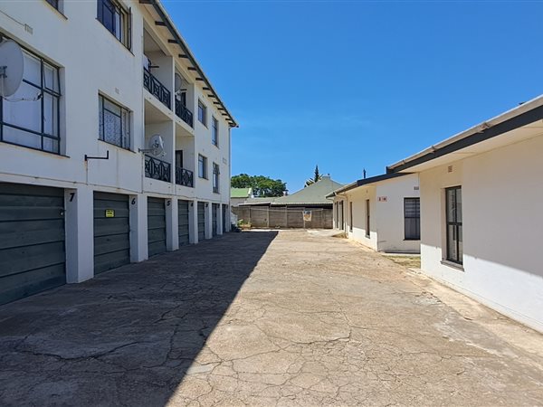 2 Bed Apartment in Villiersdorp
