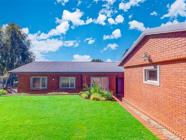 3 Bedroom House 3 Bedroom House